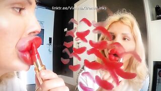 KISS, KISS, KISS! Mirror Kissing with world biggest Lips