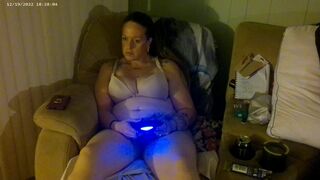 Step Mamma smokin' and playing episode games in her bra and panties