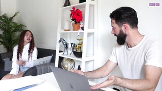 The Recent Secretary Enticed the Boss and Begged Him to Suck His Legs and Fuck Him Hard, Humiliating
