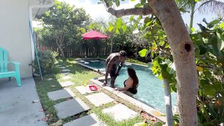 Thick Hotwife Takes Her first Huge BBC Poolside