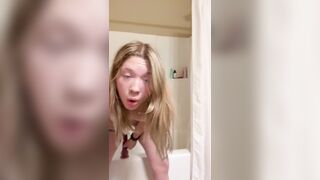 Blonde Wasian Pawg rides 7.8 inch Sex toy in Bathroom