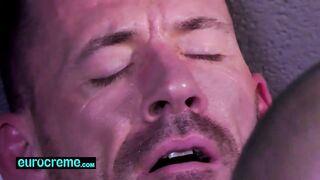bareback fuck daddy session