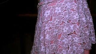 Cute Femboy Rides a Cock in a Dark Room – Replay Español