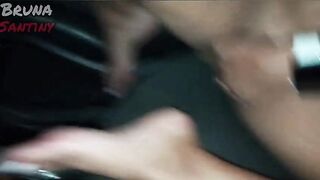 A whore asks her friend for a ride, gets in bare, immediately goes down on his cock and asks him to screw her in the streets of Goiânia (FULL EPISODE ON RED)