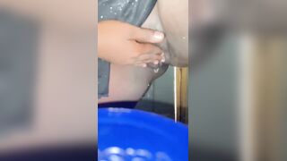 EXPERIENCES INTENSE SOAKED SCREW ORGASM