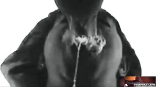 IDEAL LIPS--goes black an white with a sloppy booty MOUTH!!!