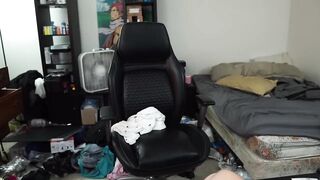 Masterbating in new Lingerie for chat