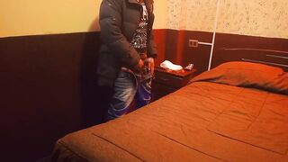 me jalo la verga y saco mi goo