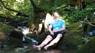 Enjoying a Worthwhile-looking Spot in the Mountains