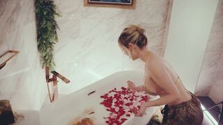 EXCLUSIVE APHRODITE BATH - VLOG