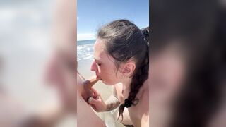 LittleFeet Likes To Play On The Beach??