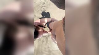 LittleFeet Likes To Play On The Beach??