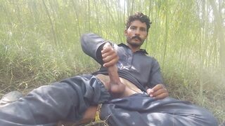 Asian boy cums for your solo hunk