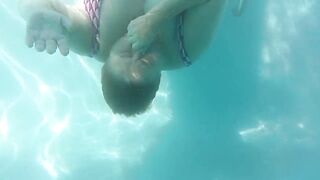 Handsome Harry and Sex Big Girl Nurse Vicki Do Some Under Water Exercises!