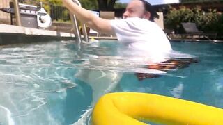 Handsome Harry and Sex Big Girl Nurse Vicki Do Some Under Water Exercises!