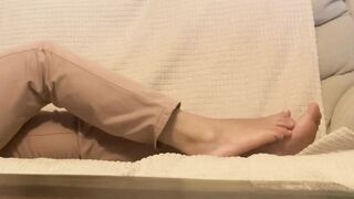 Stare at Her Glamorous Feet and Stroke