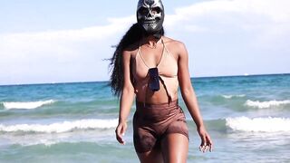 Beach joy with maskbarbi3