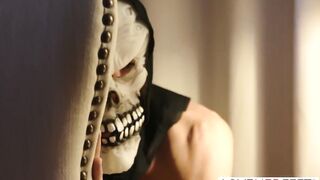 LoveHerFeet - Vina Sky Gets a Trick or Feet Horror Foot Bang Surprise