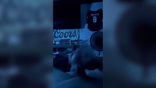 AMATEUR SOLO SEX SESSION WITH DEEP THRUSTS
