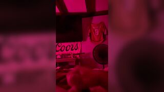 AMATEUR SOLO SEX SESSION WITH DEEP THRUSTS