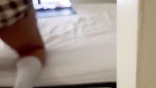 Lalin beauty student masturbates her huge ass until she cums