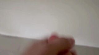 Lalin beauty student masturbates her huge ass until she cums