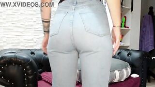 Big ass in jeans - Solo movie.