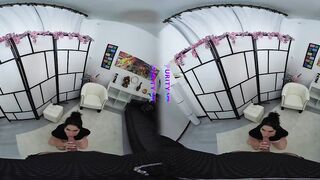 PURITYVR Twat stretching with Debora Mancini