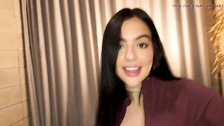 Should I get this messenger to put his big penis in me for a movie? - Iris Rodriguez & Danner Mendez