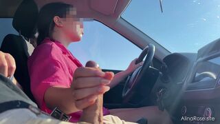 Risky Driving Handjob – Wanking Him During the time that Steering