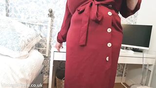 Amateur Wifes Breasts Are Also Big For This Old Dress - Lets Try It On