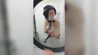 I Smell Admirable After a Shower, Wet and Slippery