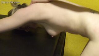 Slim milf squirtet und kriegt einen Anal Orgasmus