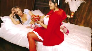 two lascivious sluts covered in cream masturbate with toys