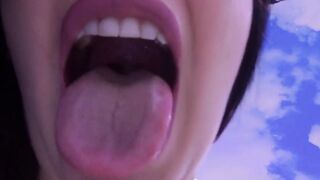 Giant Succubus make you cum and crush!