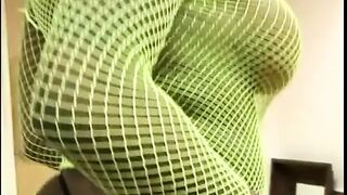 Big butt and big titties black wench desires to do everything for this chap