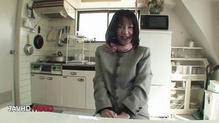 Mature Kiyoe Majima Pleasures Her Hairy Pussy with a Sex tool