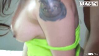 Mamacitaz - Julia Perdomo Big Jiggly Butt Bounces on Long Shlong