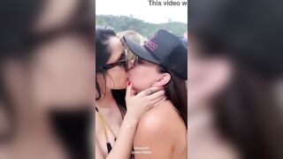 Lesbiana anal 2021