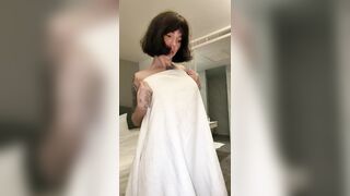 Looking for a daddy to care about me ?