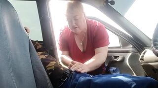 Spread out the front seat and get pleasure from a friend