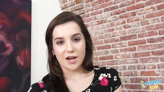 Nice-looking Kasey Warner Grinds Her Ass On A Loaded Schlong