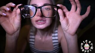 Glasses perverse full of wixx!