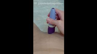 Spoiled Pillow Princess Solo Bath Time, Drizzling Cum On The Tub