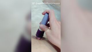 Spoiled Pillow Princess Solo Bath Time, Drizzling Cum On The Tub