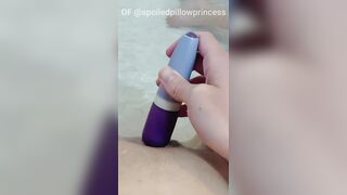 Spoiled Pillow Princess Solo Bath Time, Drizzling Cum On The Tub