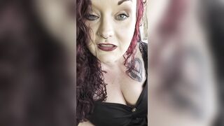 BBW gets loud screwing herself from behind and squirting for you