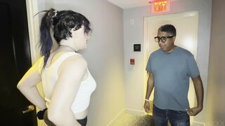 Crazy Doxy Gives Complete Rando a Oral sex-sex