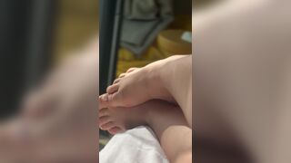 are u wanking watching this sexy teen?