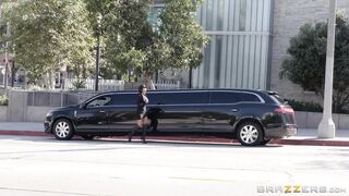 Brazzers - Hawt Czech August Taylor Gives Outdoor Oral sex & Reverse Cowgirl Sex to Passenger Johnny